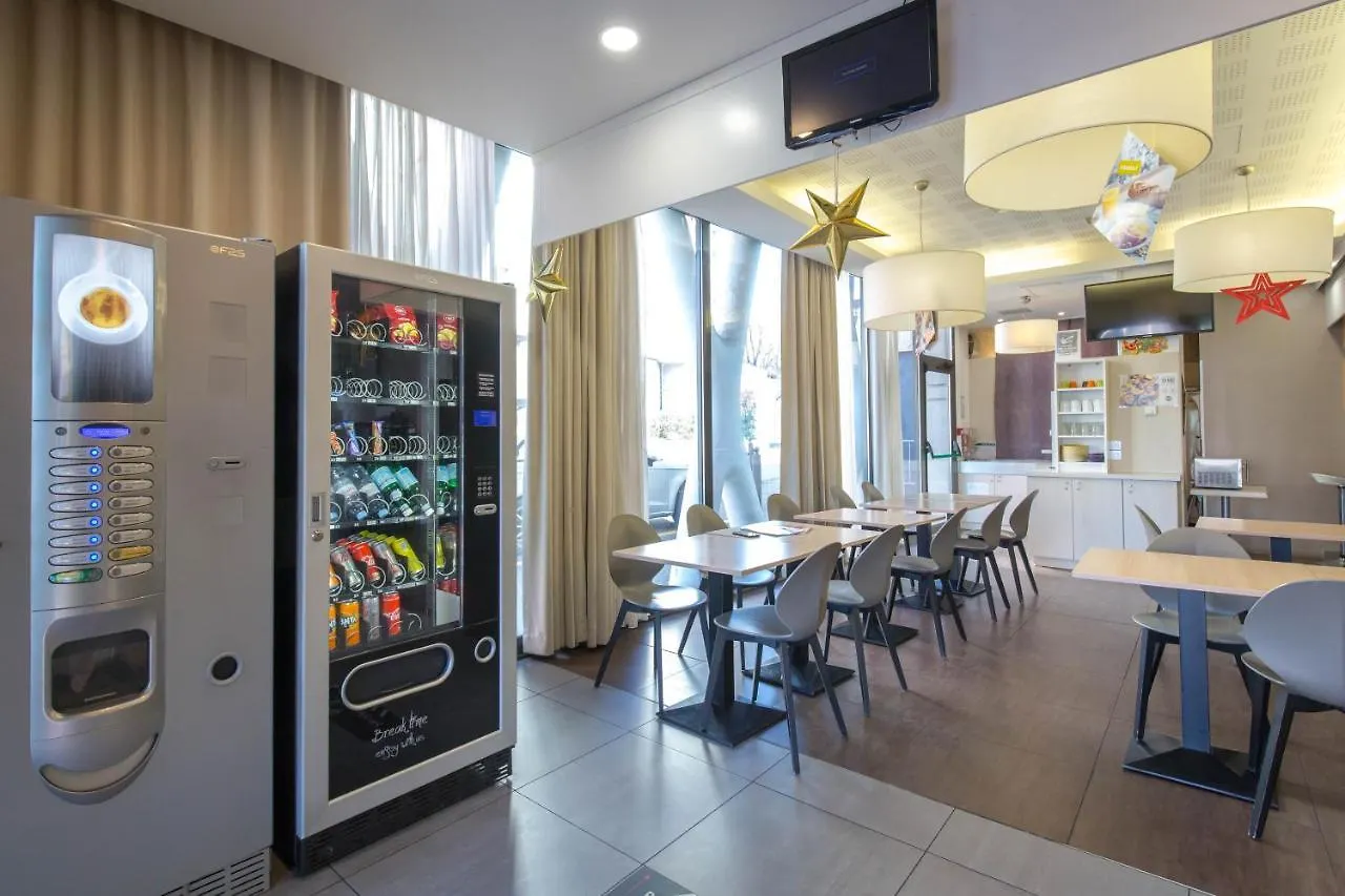 B&B Hotel Marseille Centre La Timone 2*,  France