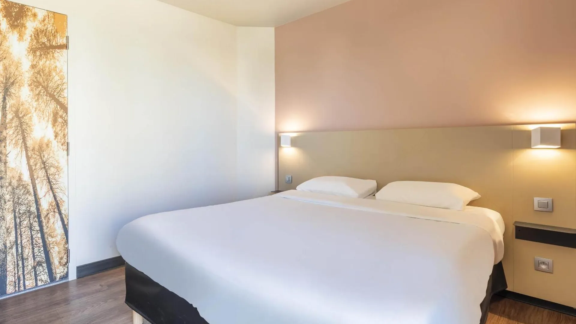 B&B Hotel Marseille Centre La Timone 2*,  Franciaország