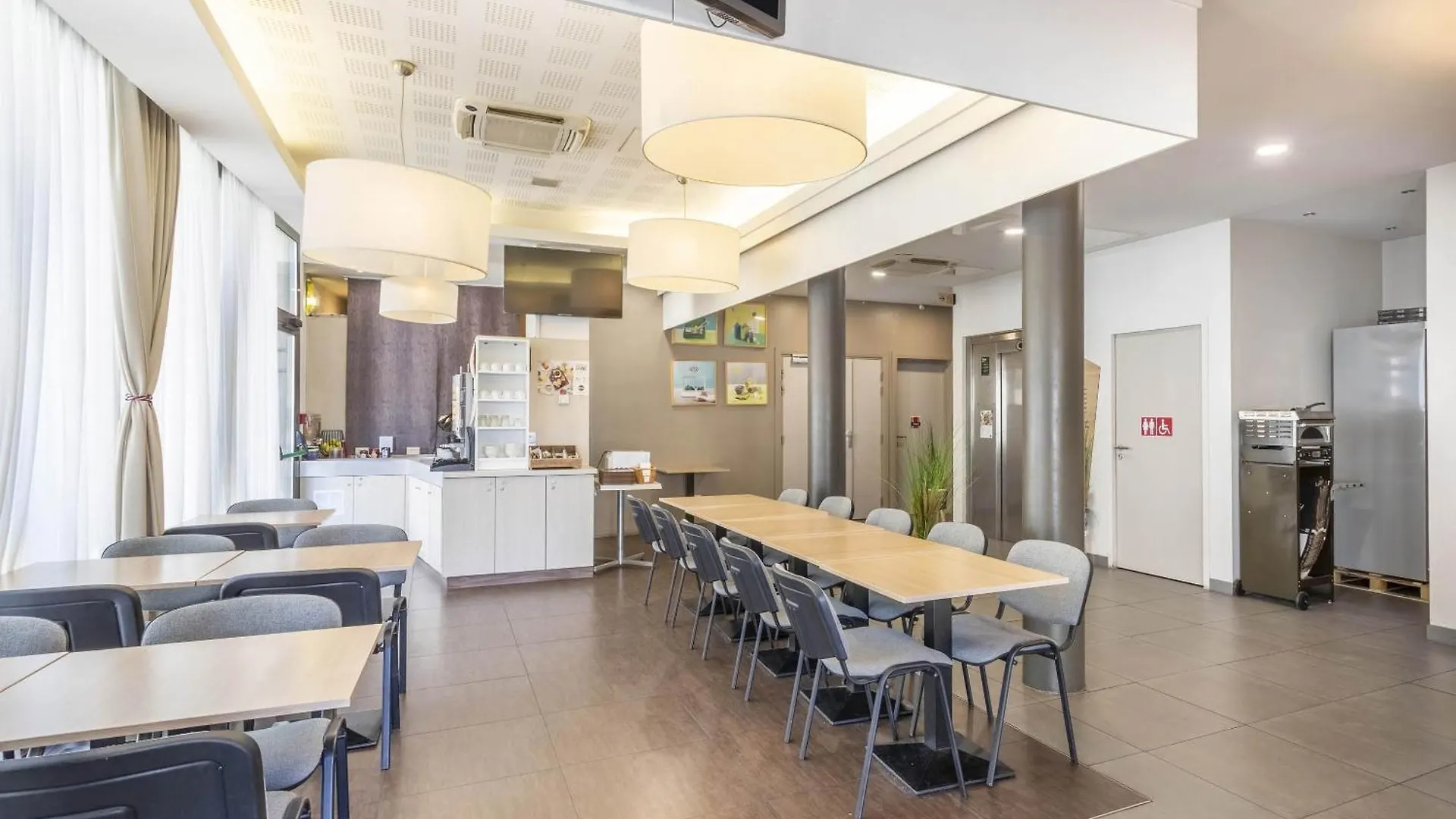 B&B Hotel Marseille Centre La Timone